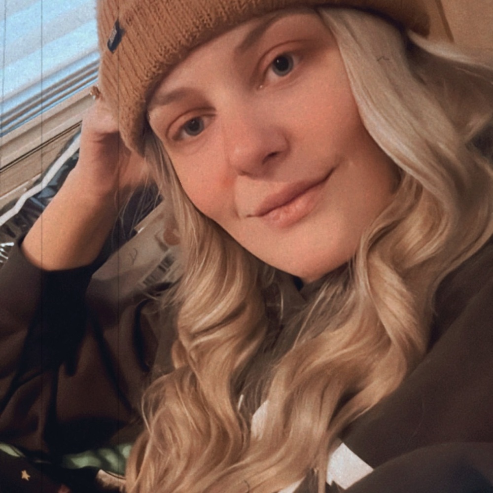 Meet your Posher, Cleta